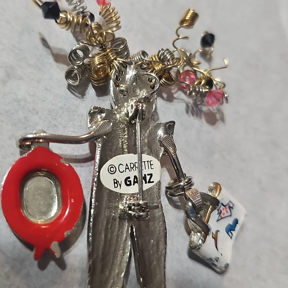 GANZ unique pendant